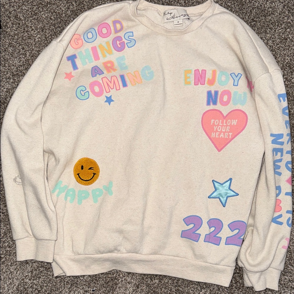 Vici Cream Graphic Sweatshirt